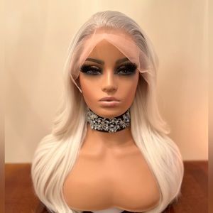 PREMIUM NATURAL WHITE PLATINUM AND SILVER BLONDE SET WAVY WIG NATURAL HAIRLINE